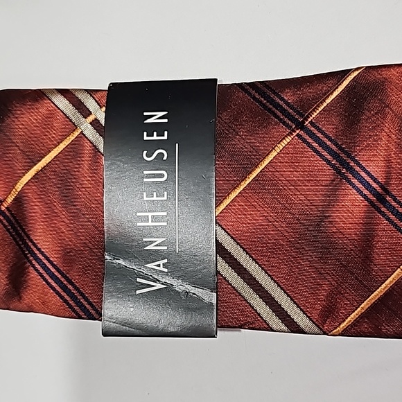 Van Heusen Men's Silk Tie 👔 - Picture 5 of 6
